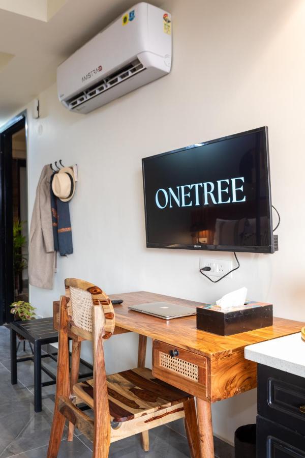 Maison 42- Onetreestays Гургаон Екстериор снимка